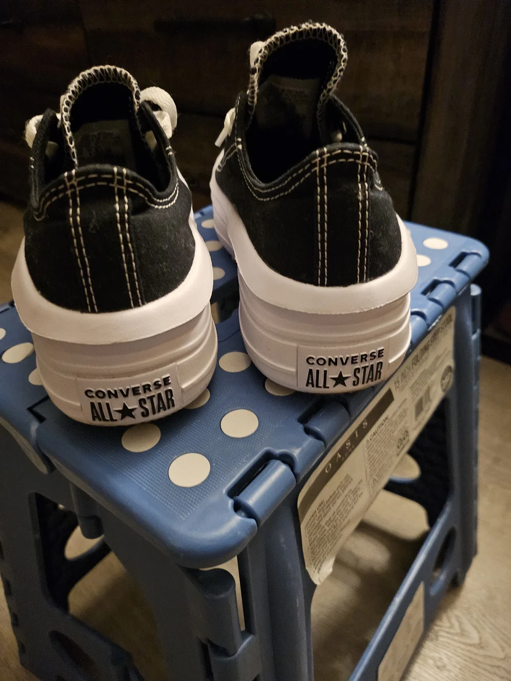Converse Black & White  Low Top Platform  Sneakers - Picture 2 of 4